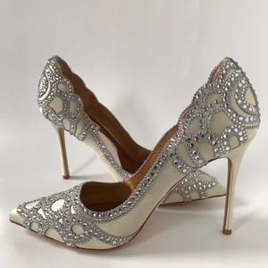 Badgley Mischka Pumps